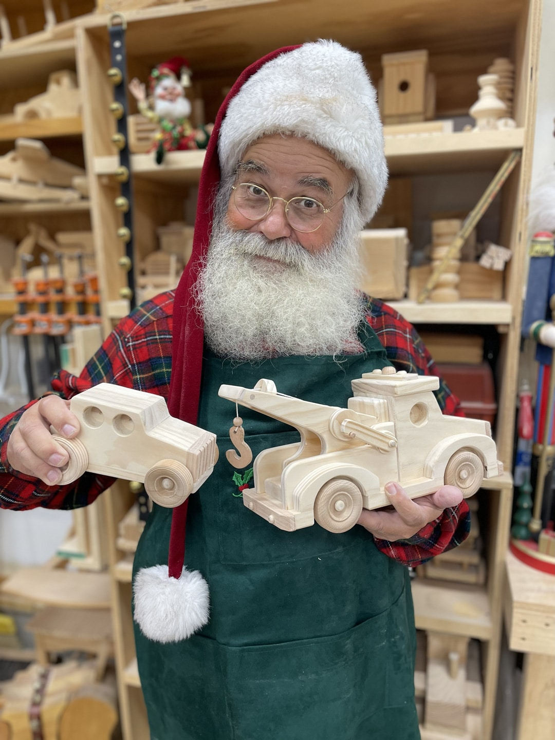 Wooden Tow Truck and Car - Image 2